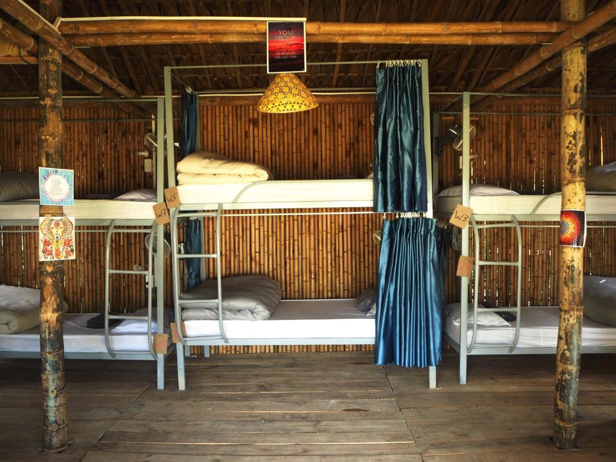 Woodstock Jungle Camp Hostel Hien Hao Exterior photo